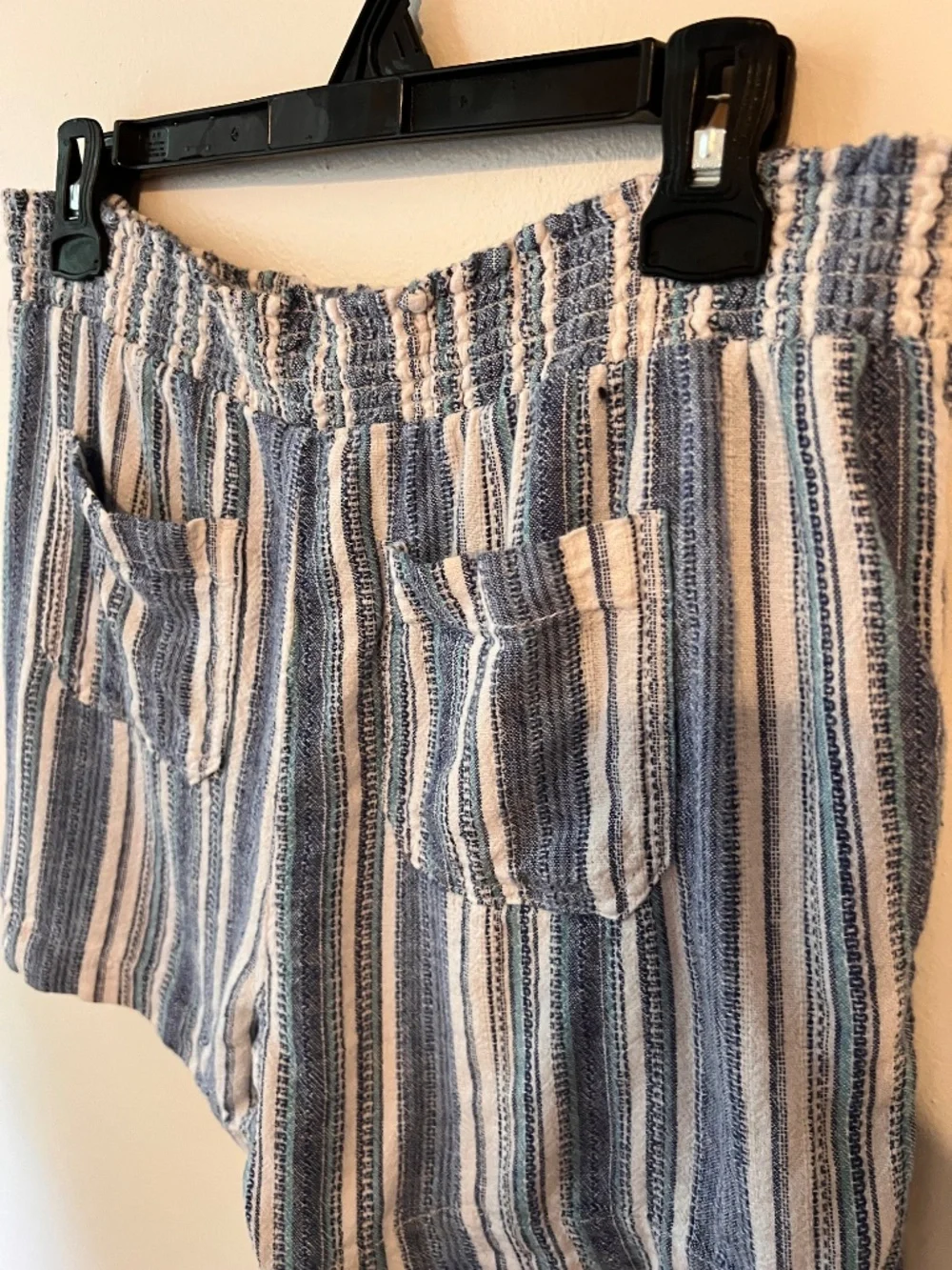 Briggs Blue and White Striped Linen Blend Shorts | Size M
